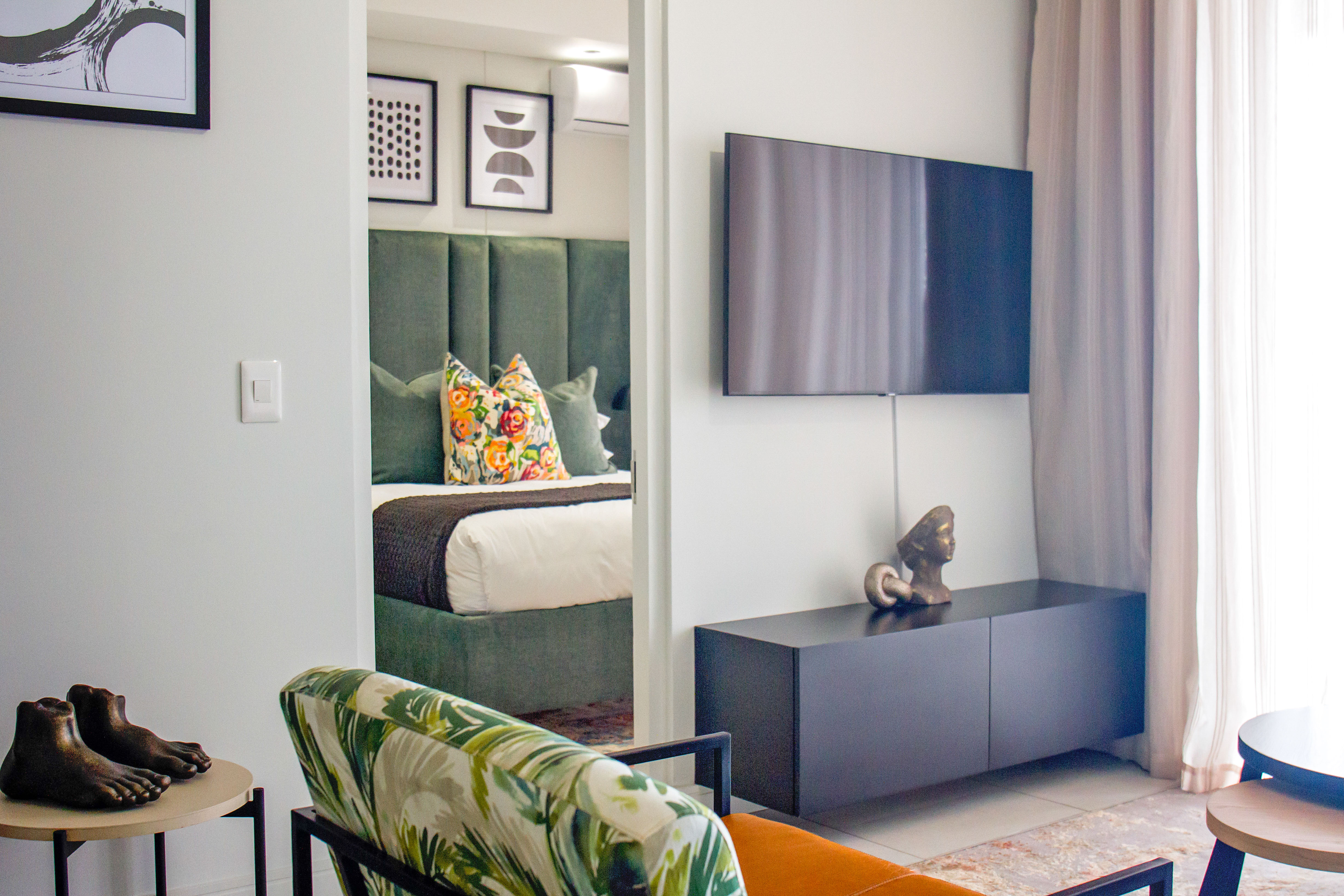 One Bedroom Apartment
